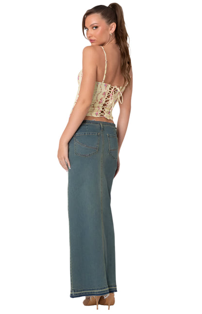 Rosa Bloom Lace Corset